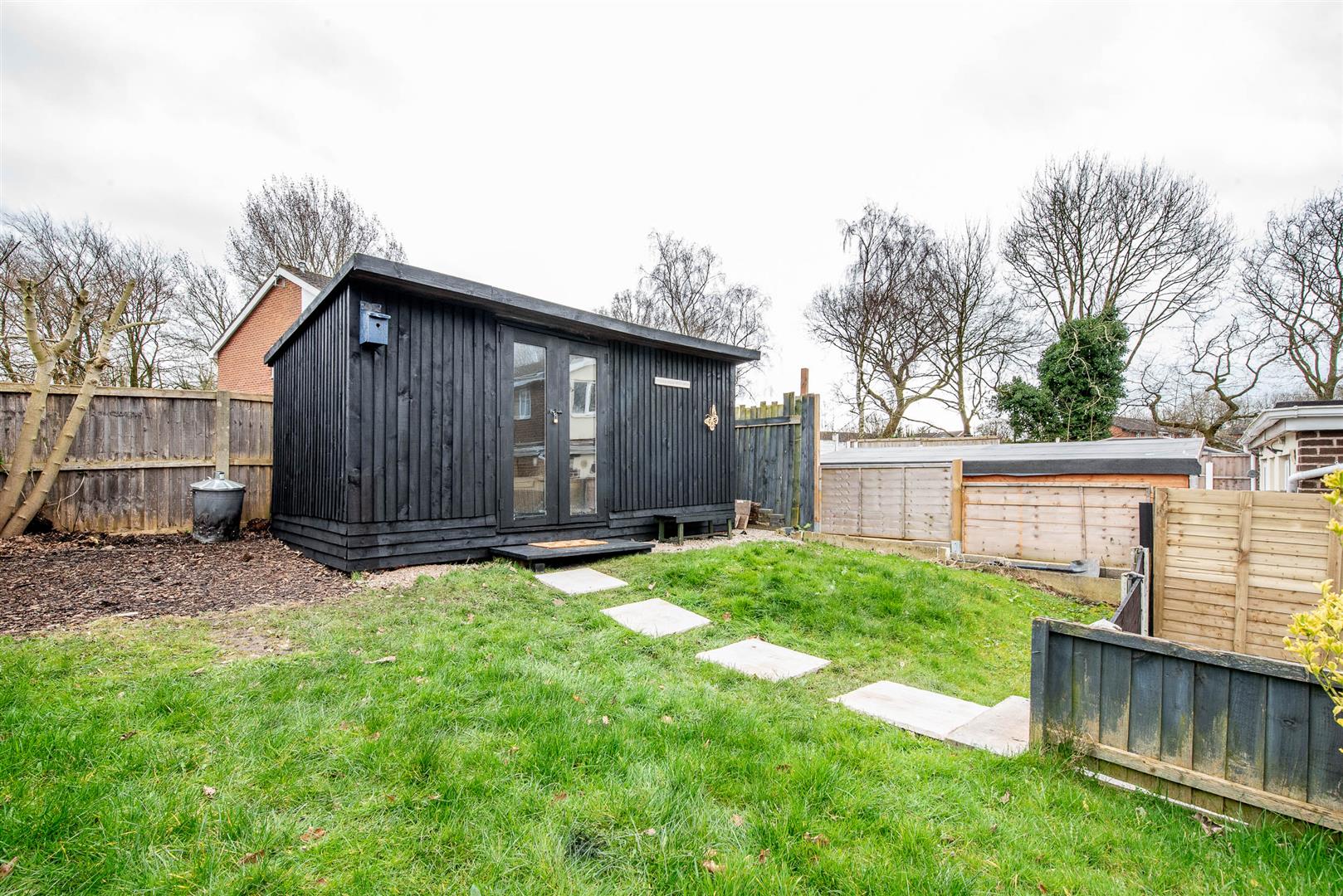 3 bed property in School Field, Preston